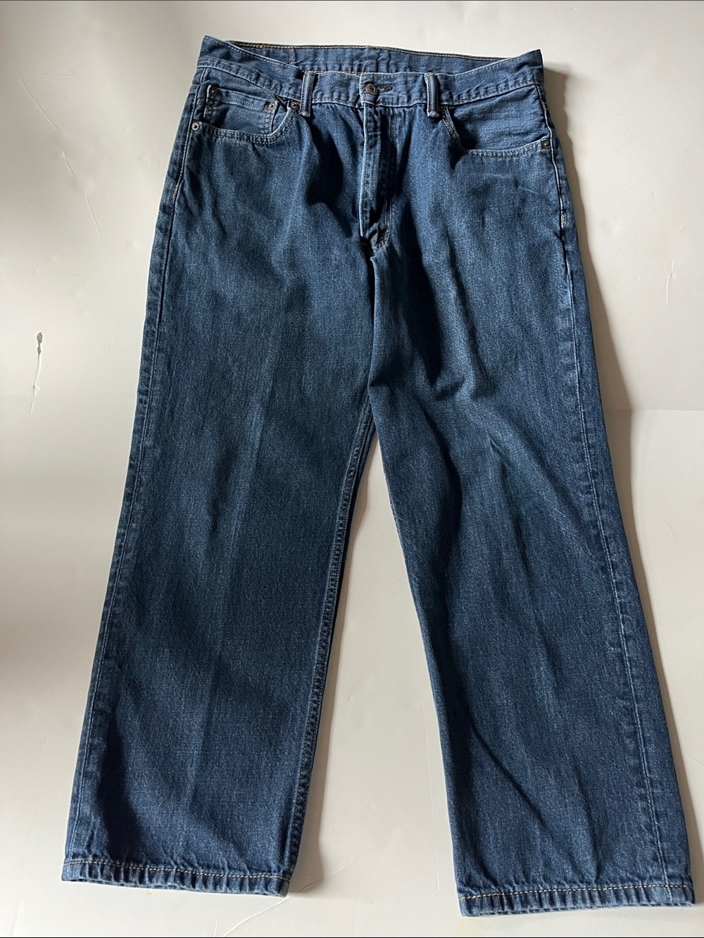 Levi’s 550 men’s jeans, 36” x 29”